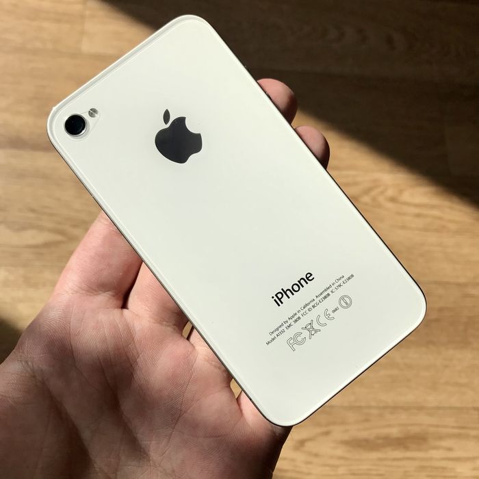 Рідкісний iPhone 4 8GB