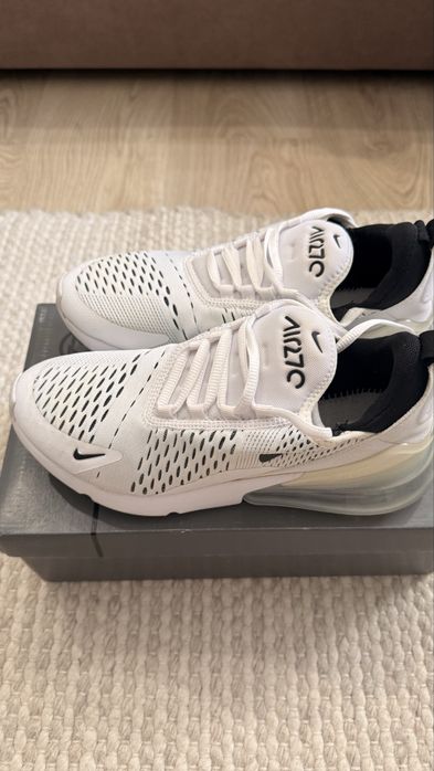 Кросівки жіночі Nike Wmns Air Max 270 white/white/black