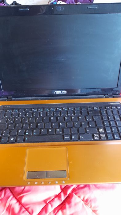 Продаю свой ноутбук.