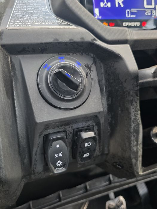Cfmoto uforce 600 (Moto 4, Atv, Utv)