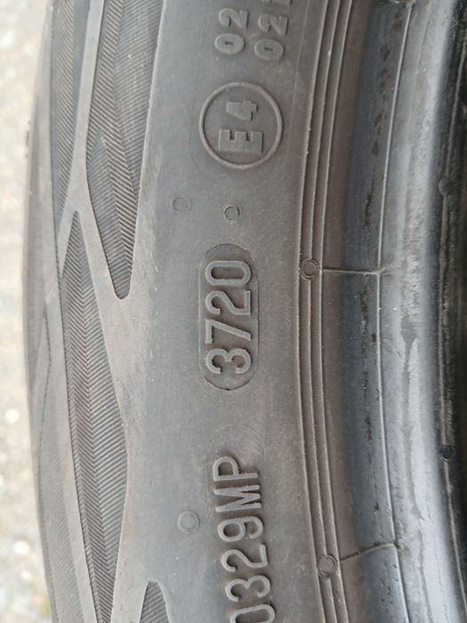 Opony 215/50/18 Continental bieżnik 5,5mm 20 rok F-VAT