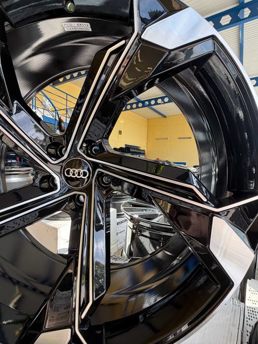 Felgi aluminiowe Audi 23 cale Q8 SQ8 Q7 SQ7 czarno srebrne