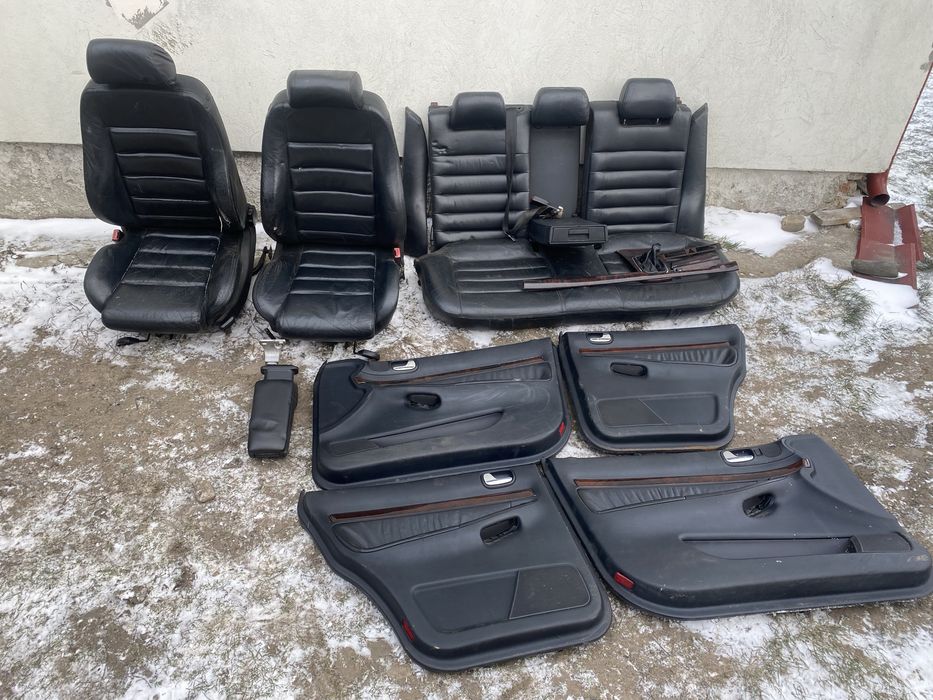 пластики деталі салону до Audi A4 B5