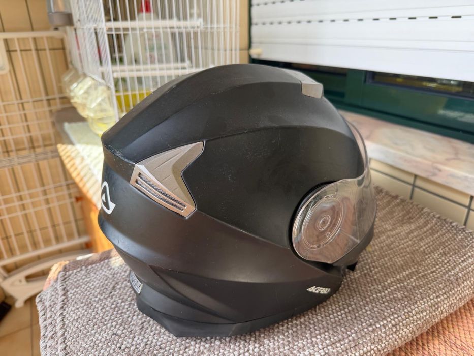 Capacete modular