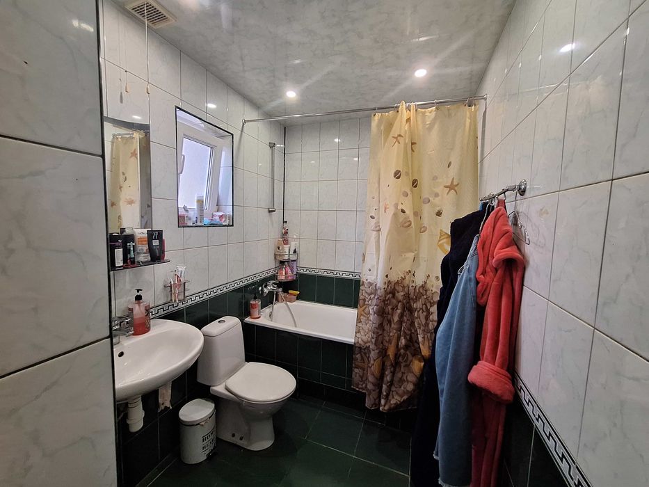 Продається 2-х поверховий (мансарда) будинок у с. Барабой