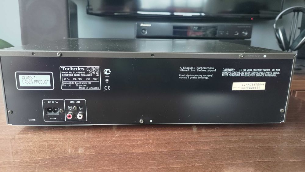 Odtwarzacz/Zmieniarka CD Technics - Compact Disc Changer SL-PD687