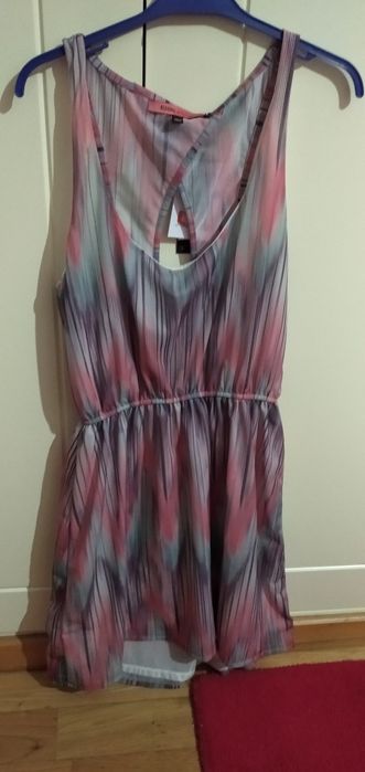 Vestidos novos ,saia