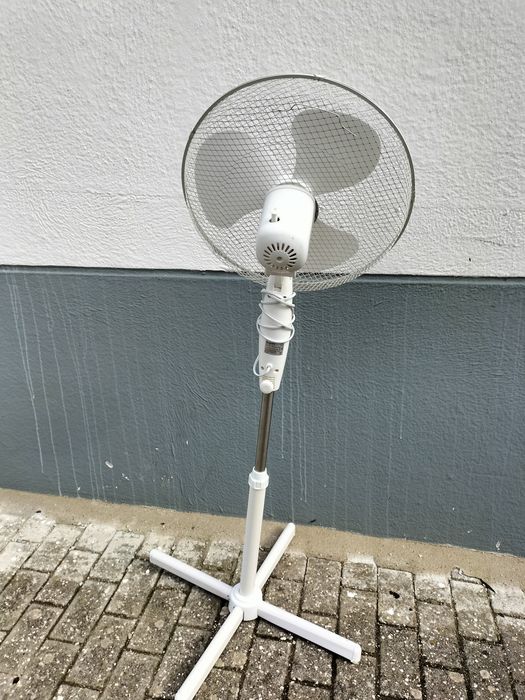 Vendo ventoinha  usada