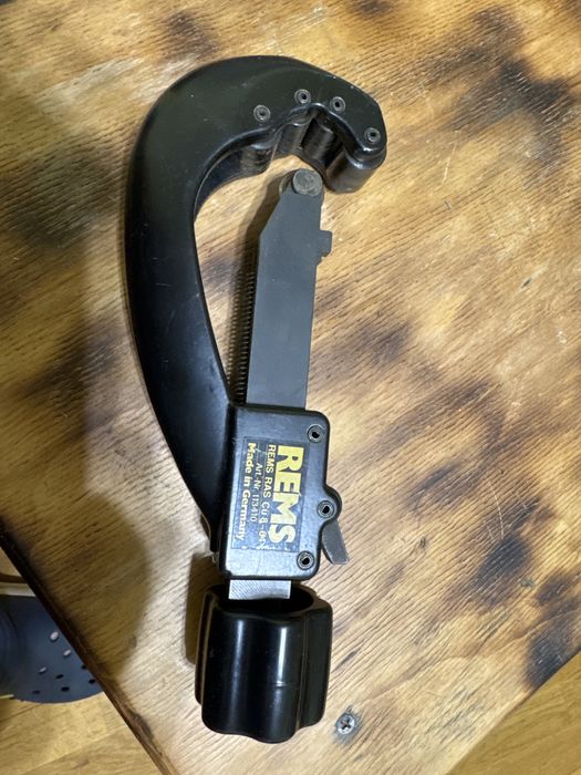 Труборіз REMS RAS Cu 8–64, оригінал, відмінний стан