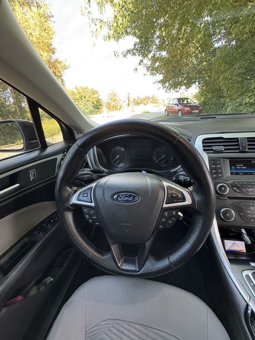 Ford Fusion 2016