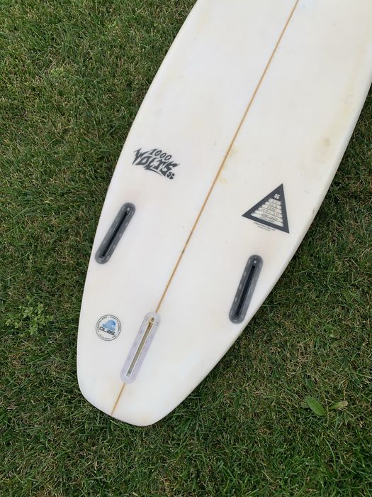 Prancha Surf Akiwas 1000Volts 5,8/18.75/2.35 26.3