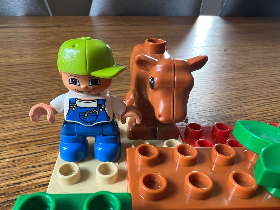 Lego Duplo - zestaw FARMA - farmer, krowa, owca, świnka +