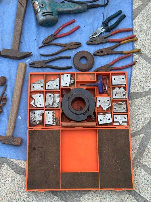Ferramentas antigas de carpintaria e bricolage – lote variado