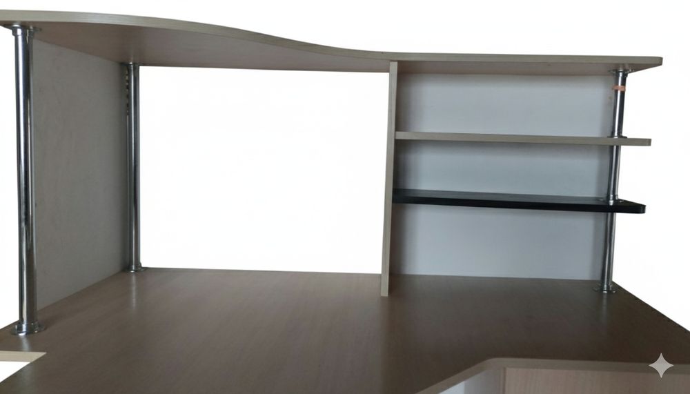 Стол письменный, офисный