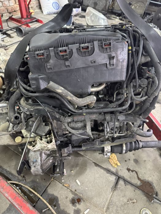 Мотор Двигун двигатель 1.6 hdi 9hz,9HD,9HY peugeot 307,5008 citroen