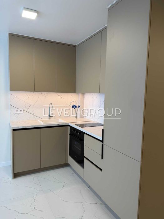 Продаж 1 кімнатної квартири (євродвушка) 42м2 в ЖК 4U, Святошинський район, вулиця Олега Мудрака, 1Б.