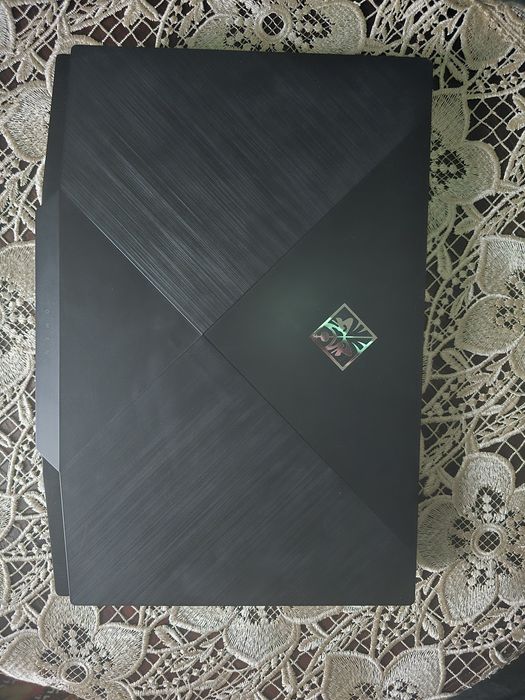 HP Omen17  i5 RTX2070 polecam!