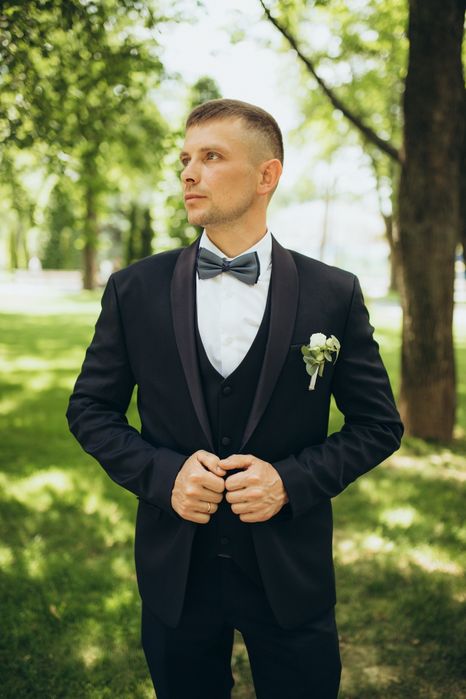 Продам весільний смокінг