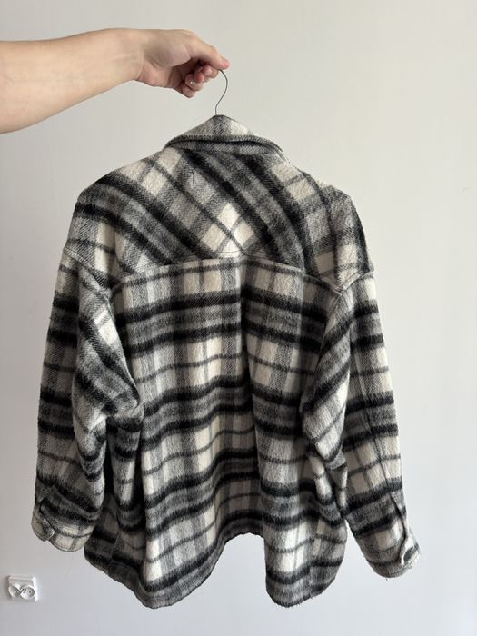 Трендова утеплена сорочка Zara