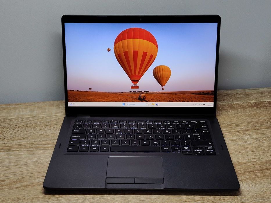 Dell Latitude 5300 dotyk / 360 / i5 / 16GB / 256GB SSD/ Win 11 Pro