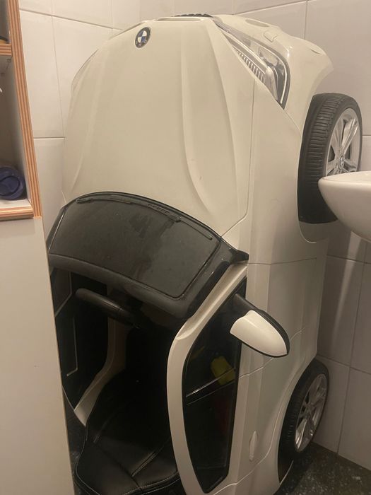 Carro elétrico de criança