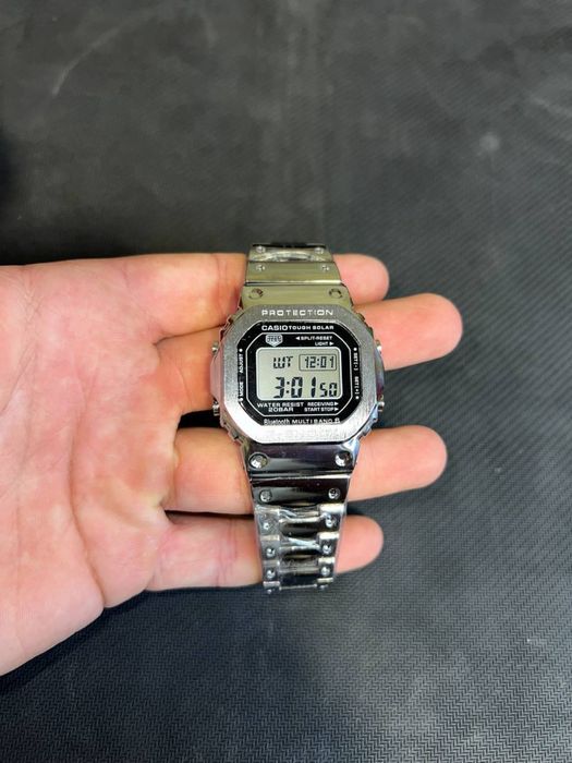 Наручний годинник чоловічий Casio G-Shock GMW-B5000D-1ER