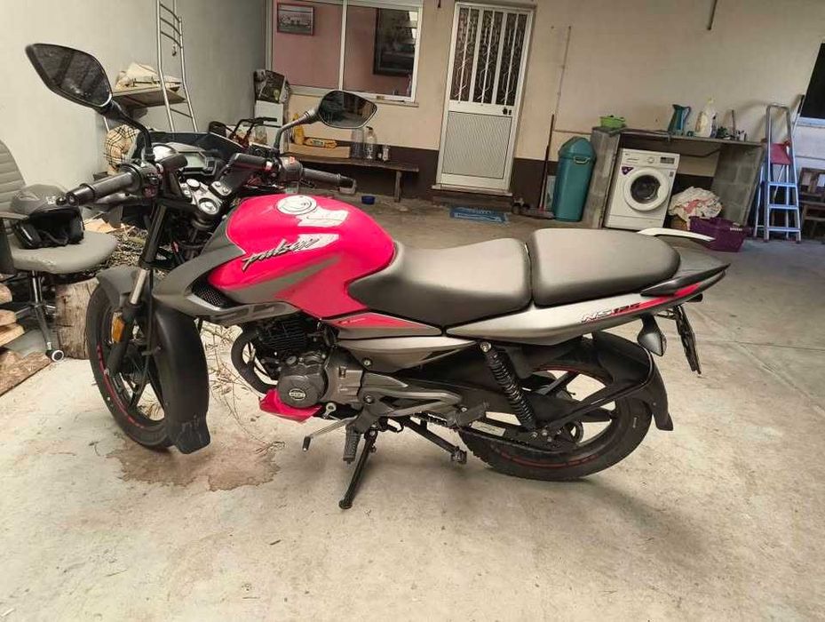 Bajaj Pulsar NS 125