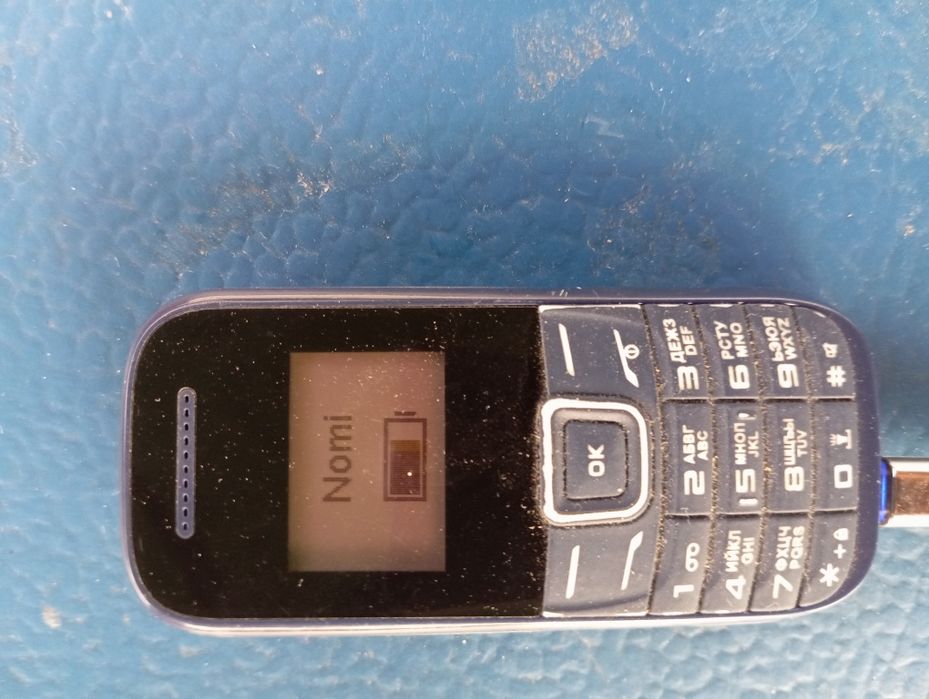 Телефон на запчастини