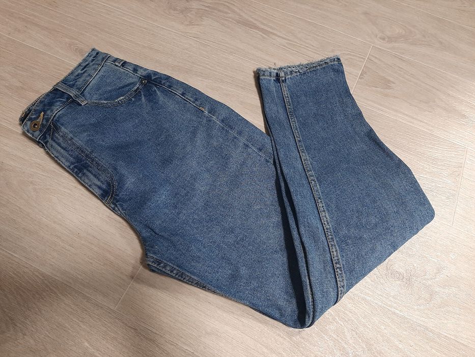 Джинсы Mom Reserved