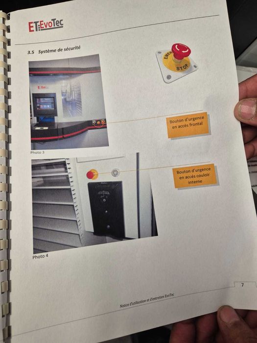 Vendo máquina automática para distribuição de medicação para farmácias!