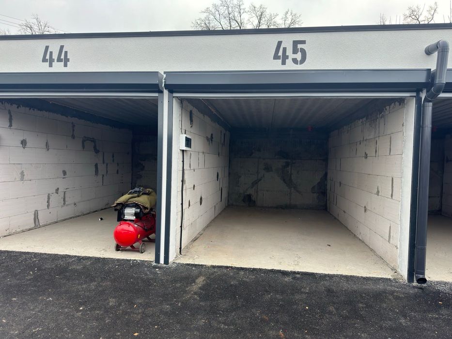 ОРЕНДА Гараж, Синергія 3 та 3+, заведена електрика. Закрита територія!