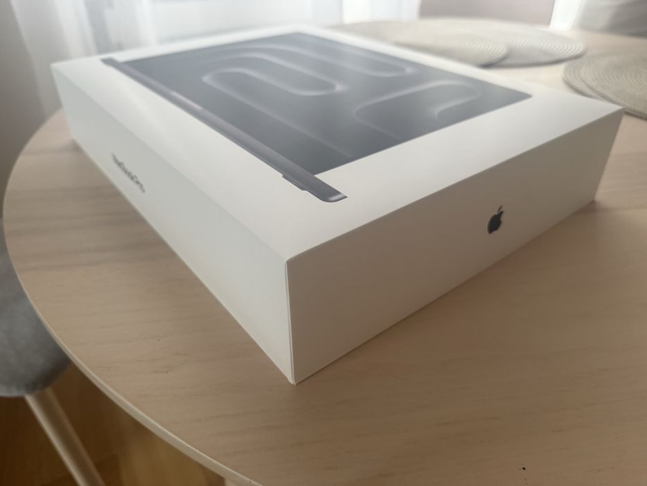 Macbook pro M4.