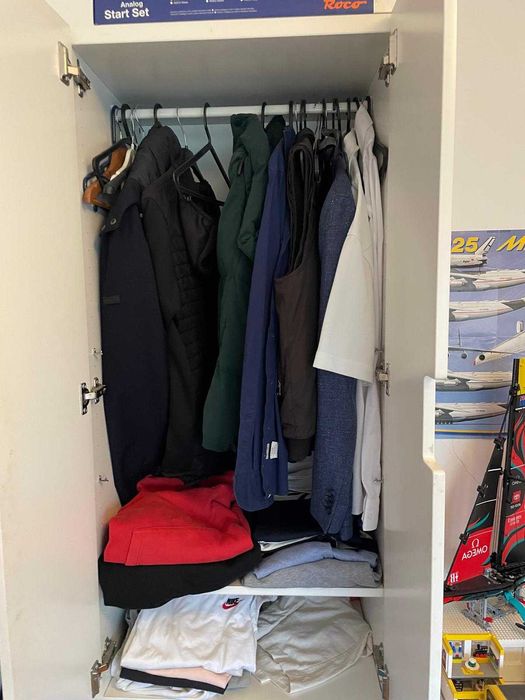 Conjunto de Quarto IKEA STUVA (Roupeiro Alto + Baú de Brinquedos)