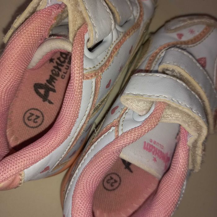 Buciki sportowe rozmiar 22 polecam