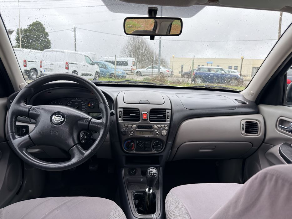 115 mil kms Almera 1.5 16V NOVO