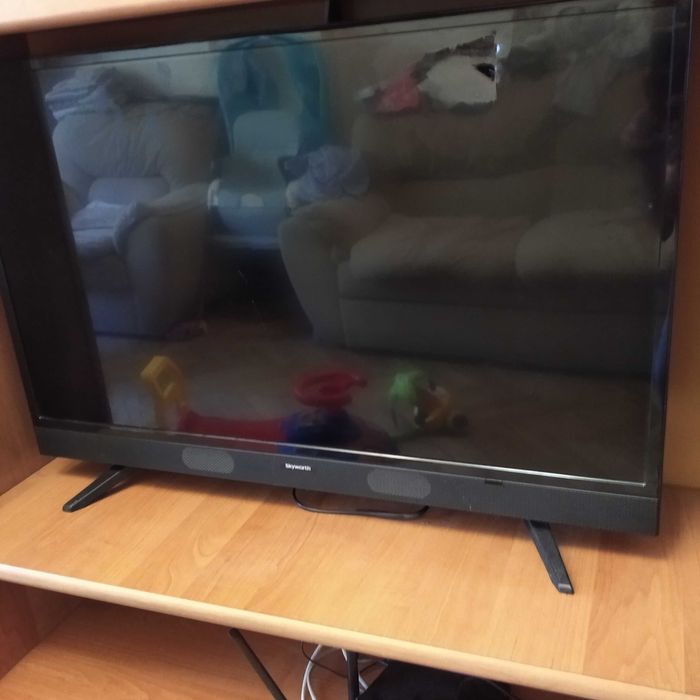 Телевизор Skyworth  диагональ 32