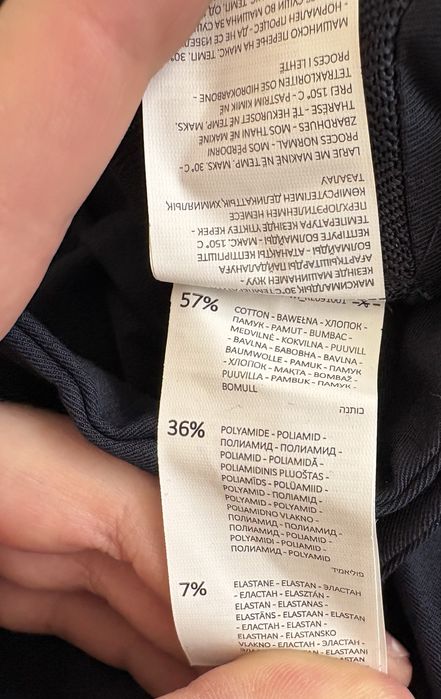 Spodnie chinosy męskie Reserved