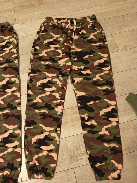 Spodnie dresowe moro bawełna