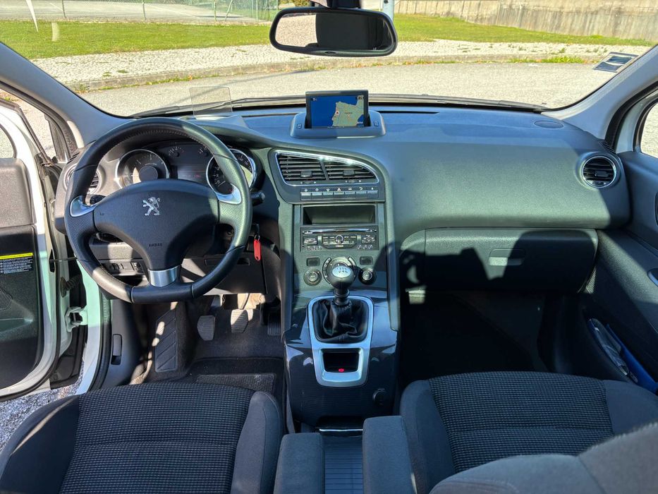 Peugeot 5008 Allure 1.6 full Extras 7 lug Nacional 65700km