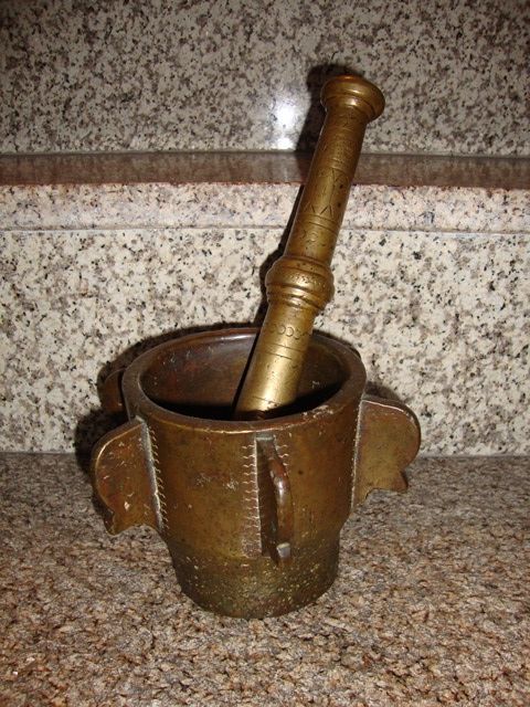 Almofariz em Bronze, Séc. XX, com Pilão