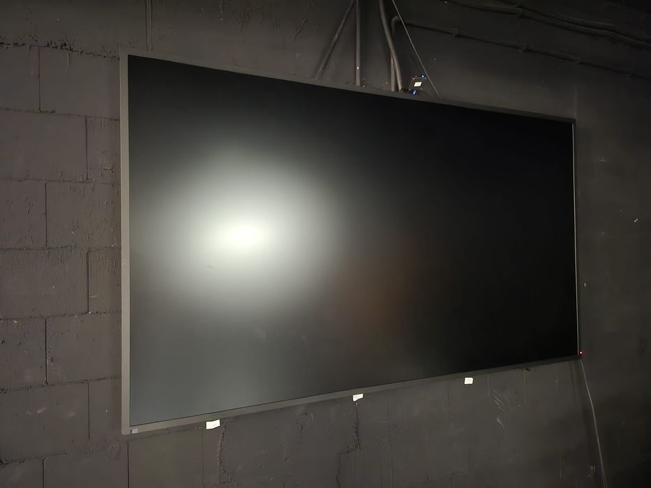 Telewizor 98 cali Avtek - uszkodzona matryca ( mały pasek )