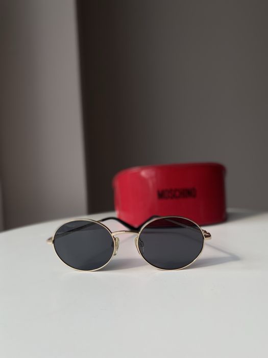 Oryginalne okulary przeciwsłoneczne Moschino