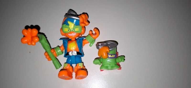 Figurki SuperThings Zings 11 neon power kid Kazoom Kid Fizzy