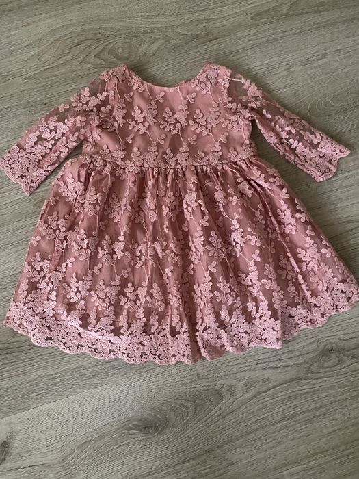 Сукні дитячі святкові