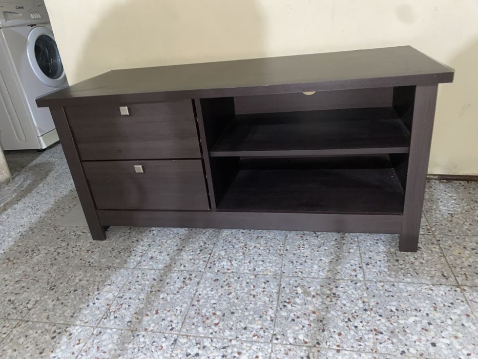Mesinha de tv usada