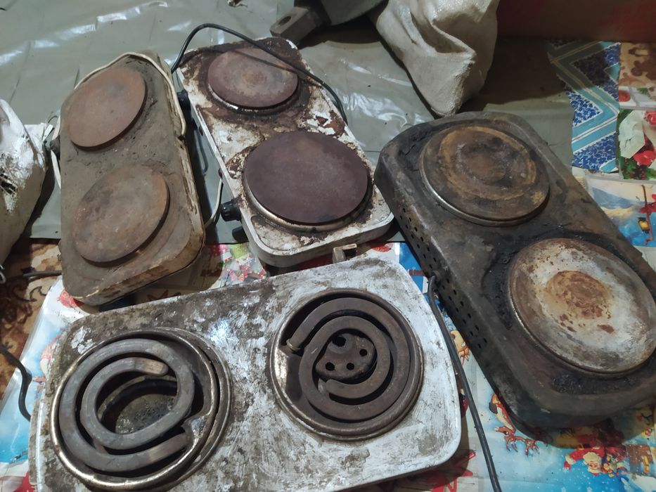 Электро двухкомфорные плитки,Мультиварка.