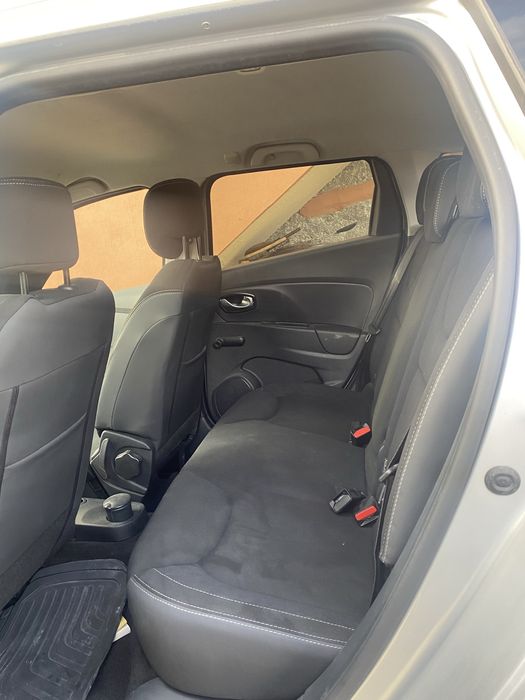 Carrinha Clio como nova