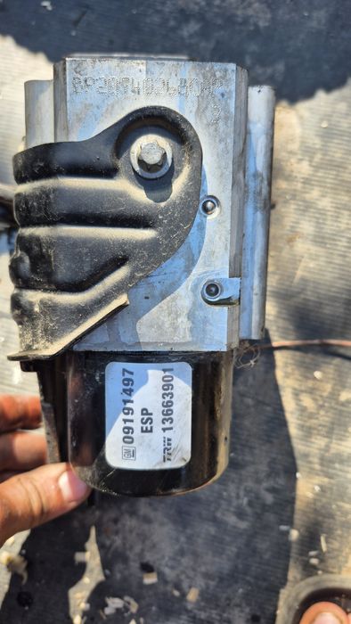 Корпус топлевного фільтра опель вектора с vectra c