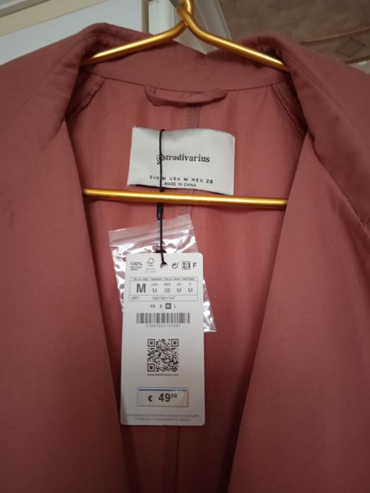 Продам женский плащ