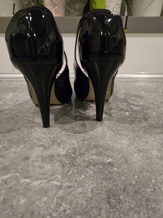 Szpilki na obcasie 39